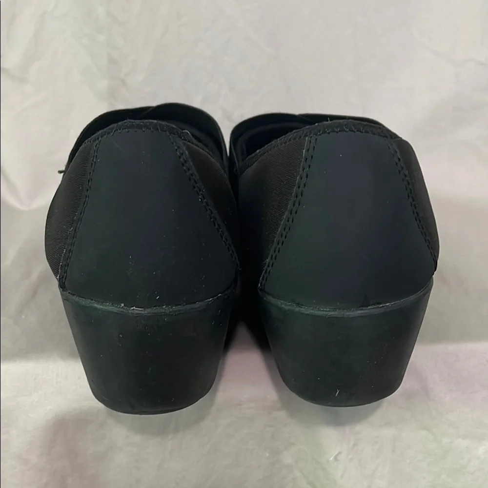 Crocs dual comfort Women's Black Slip-On Shoes Good Used Condition - Picture 8 of 11
